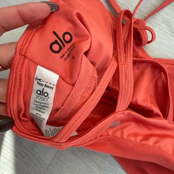 ALO Yoga Strawberry Sports Bra - Picture 3 of 3